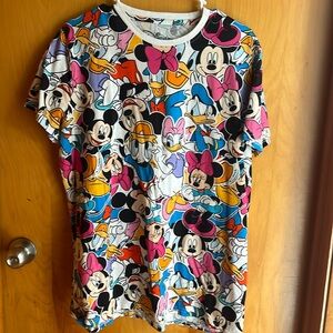 Disney CAKEWORTHY Tshirt size XL adult